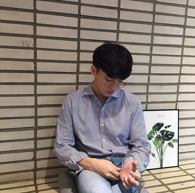 劳琼蕊滢