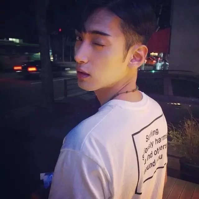 韦程倩瑗