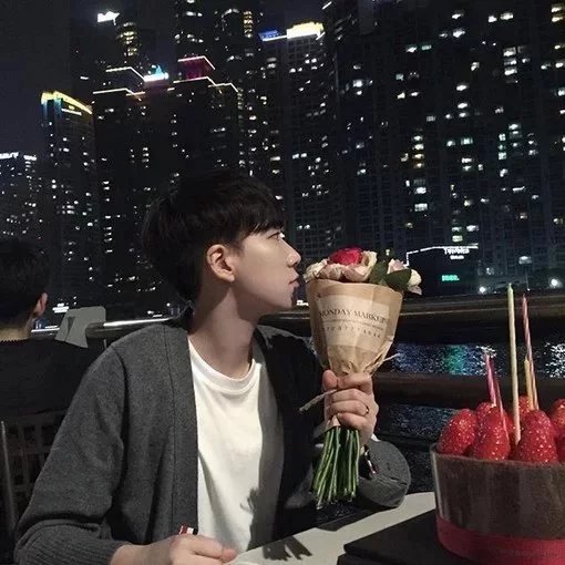 房磊祥树