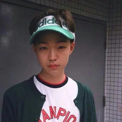 支亮珊梅