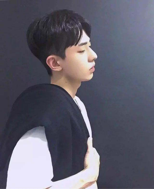 李骅琼朋